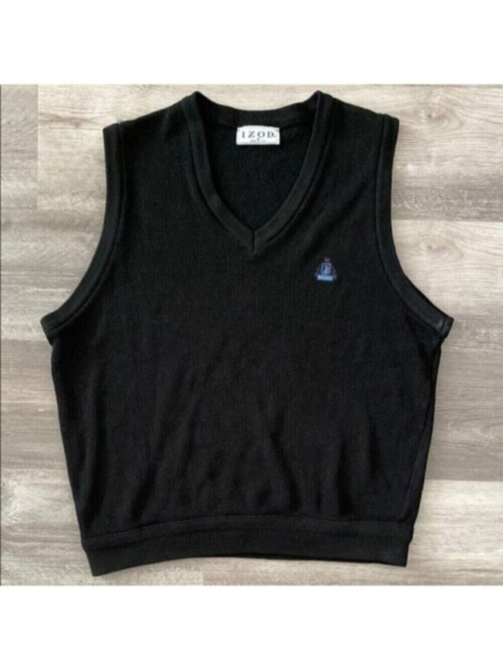 VTG IZOD Knit Sweater Vest V Neck Crest Black Retro Golf Prep USA Made Sz Medium